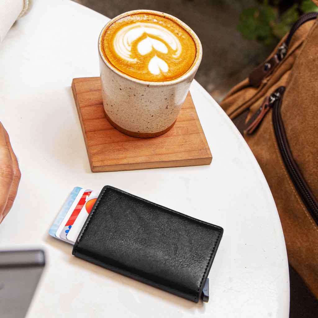 Billetera Tarjetero Hombre Sistema Antimagnético Y Cuero