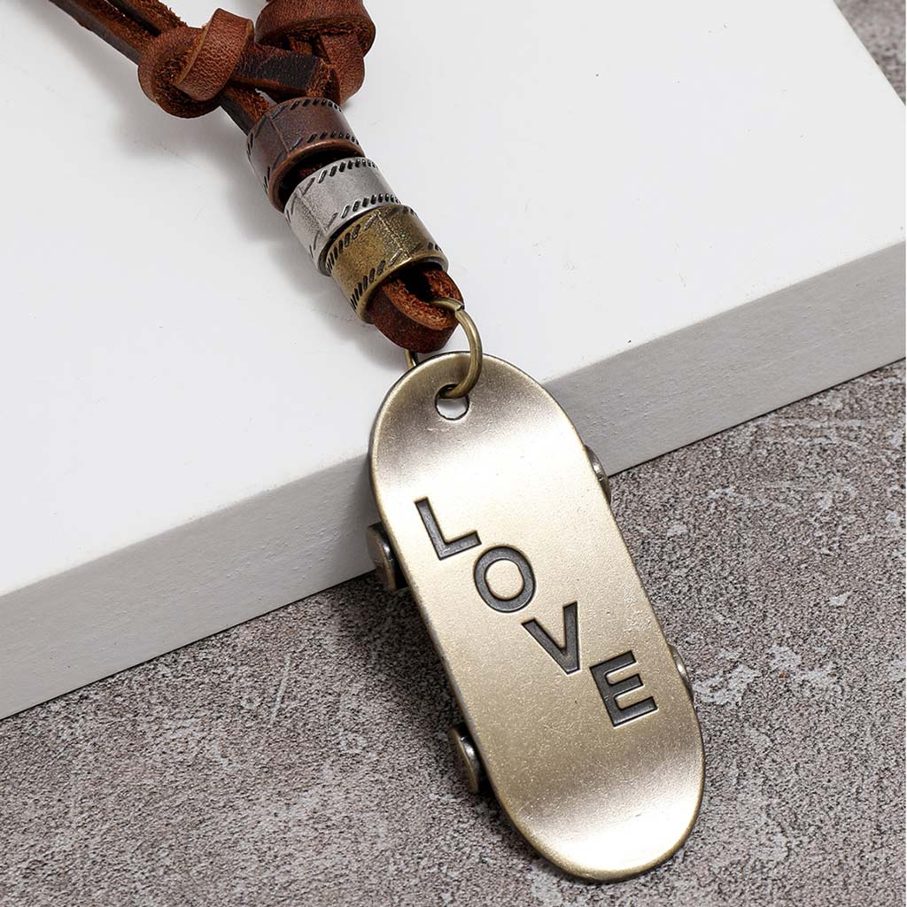 Collar de Cuero Colgantes Dije Bronce Skater Patineta Love