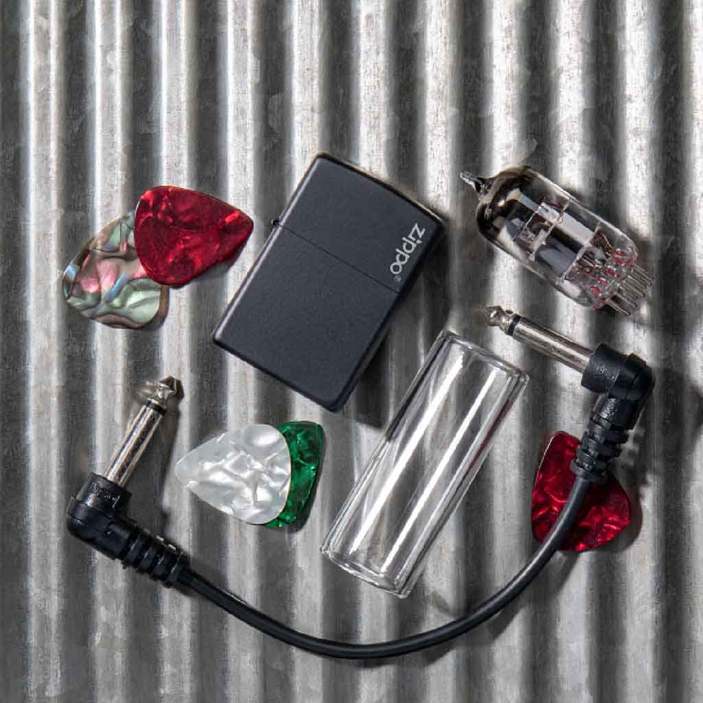 Encendedor Zippo Lighter Classic Black Matte Logo Negro