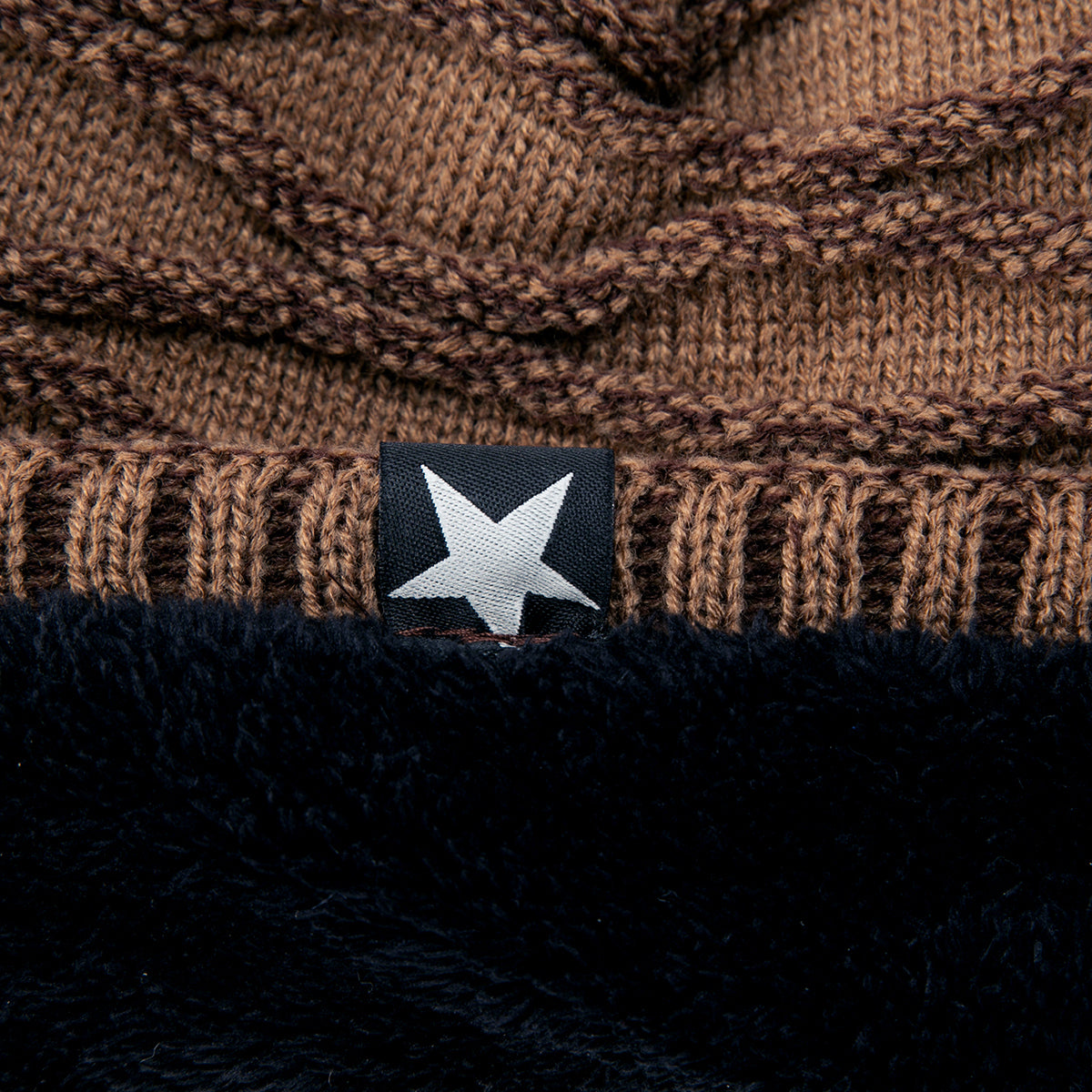 Pack x2 Gorros Tejido con Relieve y Forro Polar Azul y Café