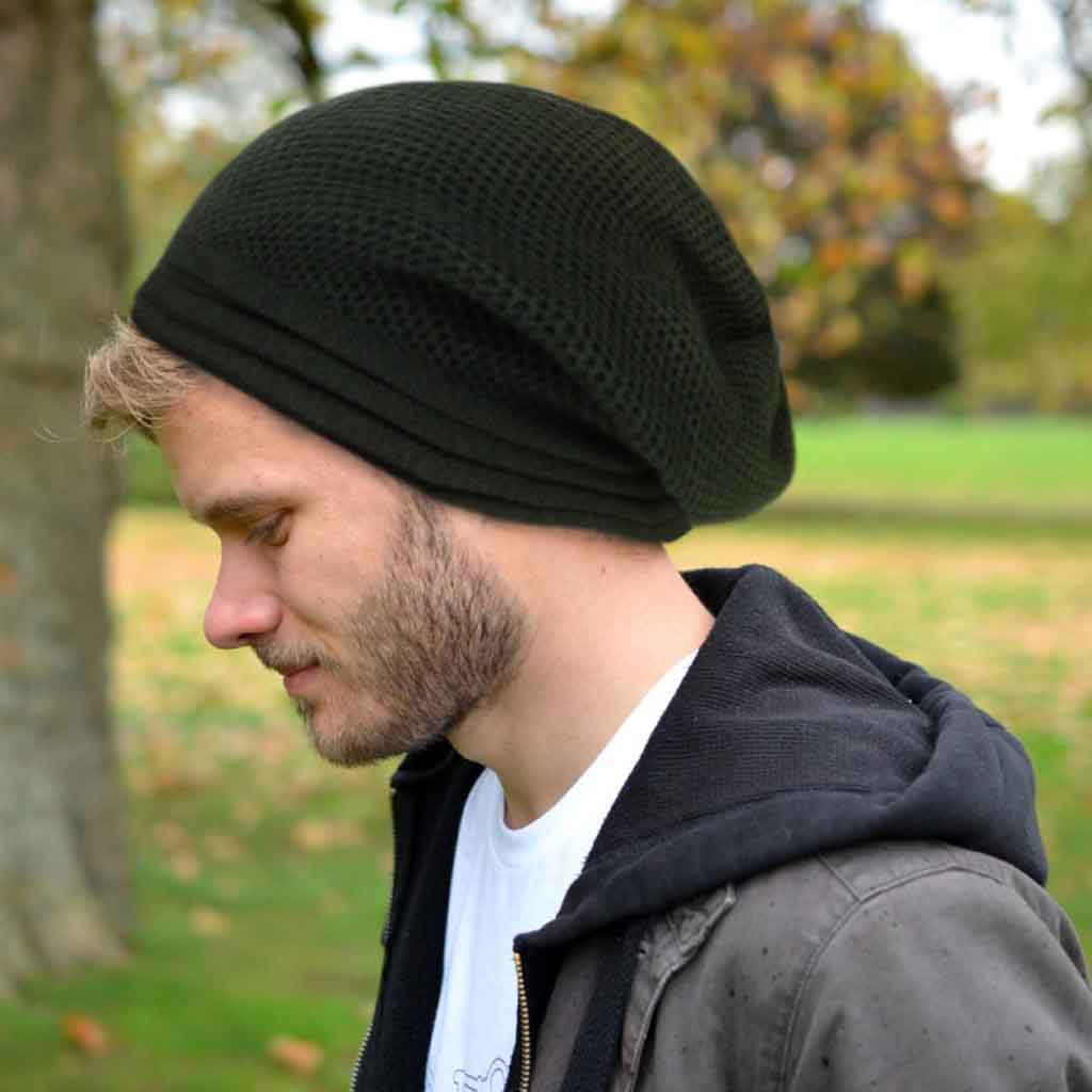 Gorro Diseño con Relieve Color verde