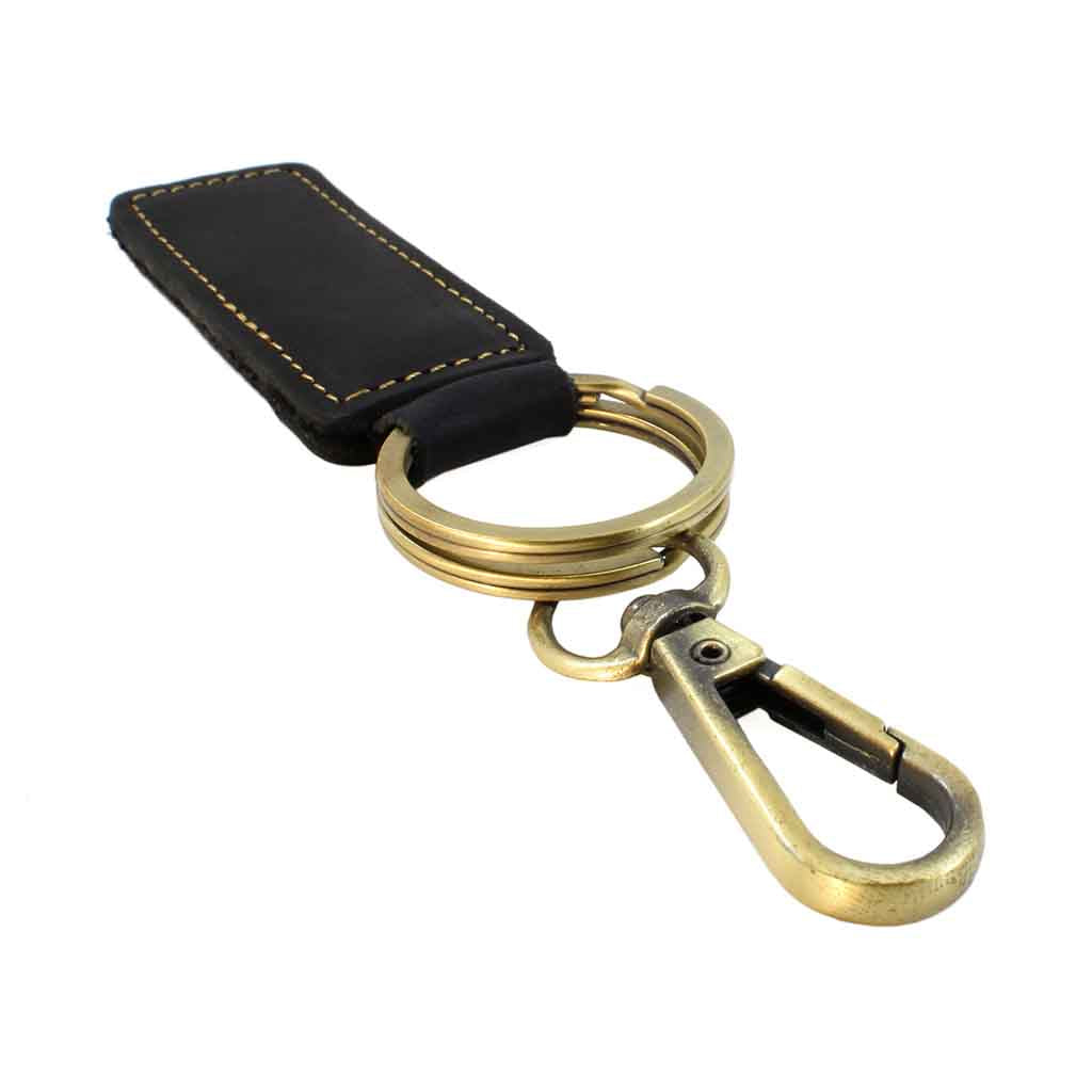 Llavero Clásico con Detalle en Cuero Natural Negro
