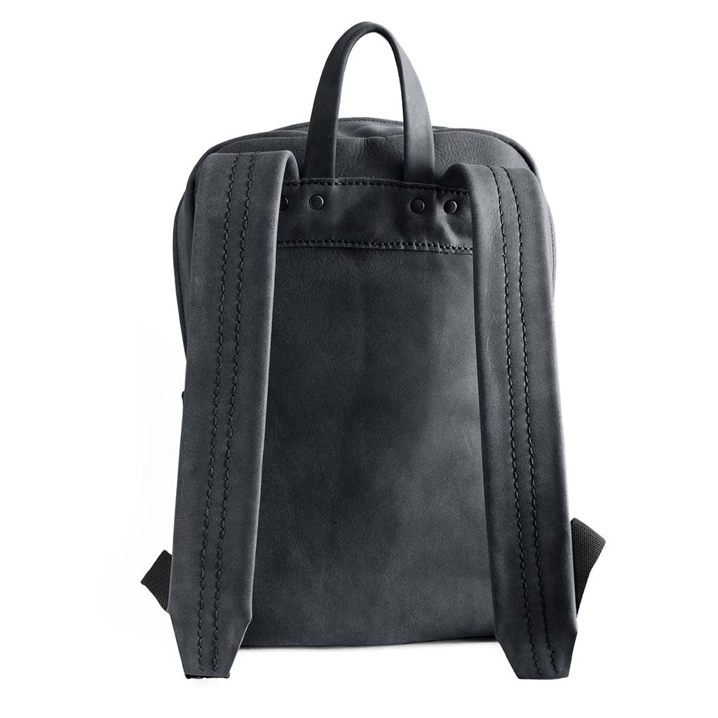 Mochila de Cuero Natural Negro Bolsillo Grande Frontal