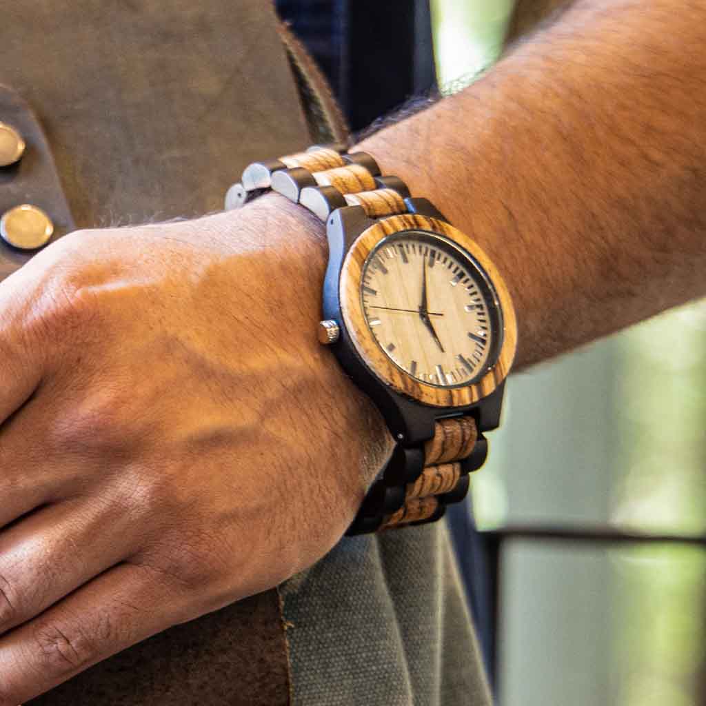 Reloj Hombre Correa Madera Combinado Negro Café