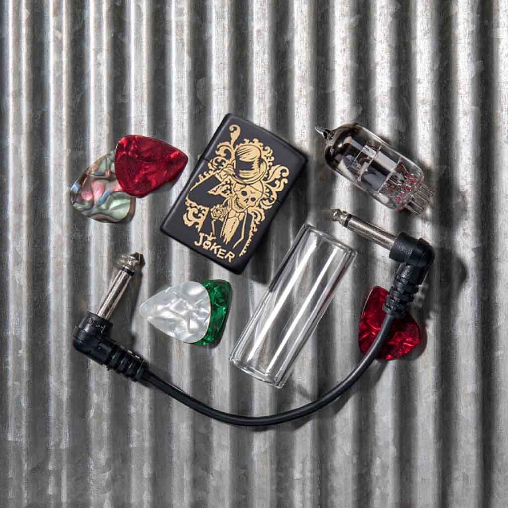 Encendedor Zippo Lighter Joker Negro