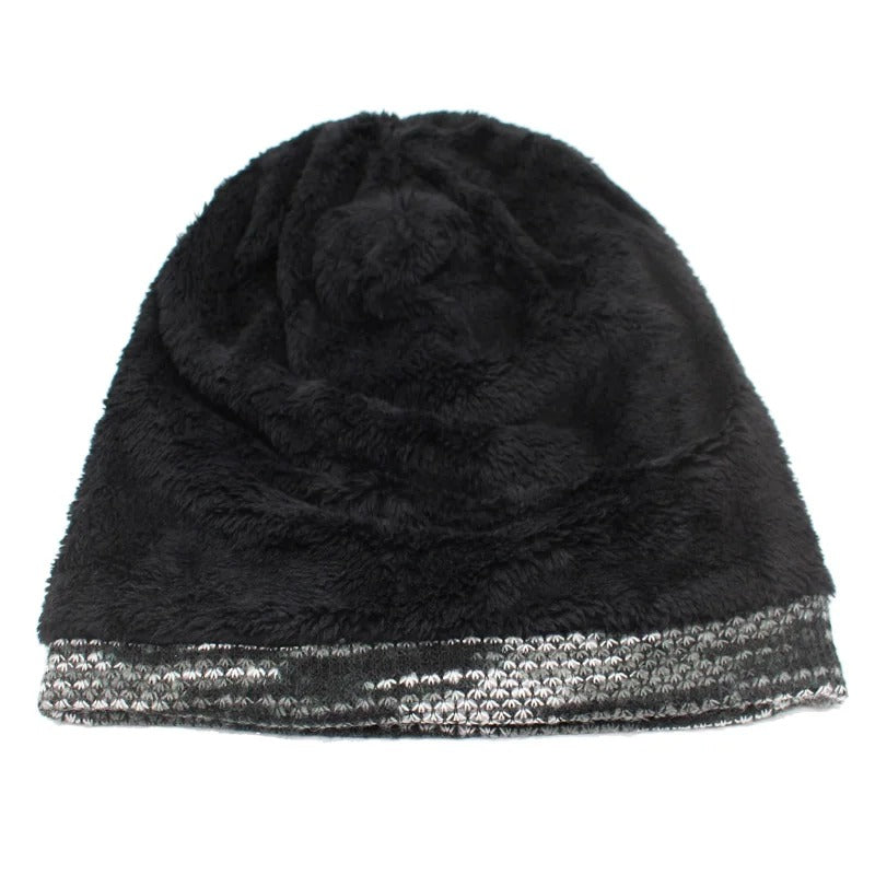 Gorro con Forro Interno de Polar Negro