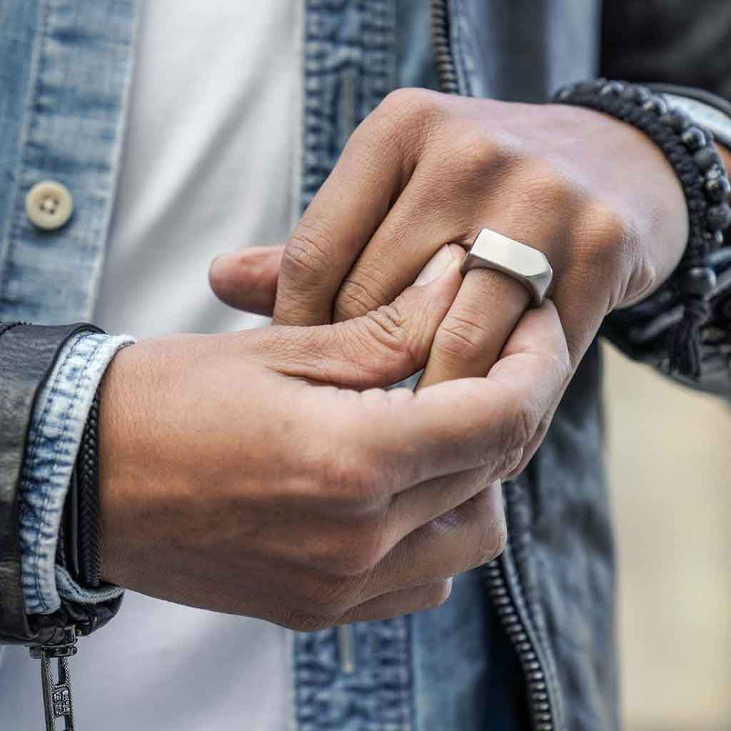 Anillos Hombre Plata de Acero Sello Plano Flecha