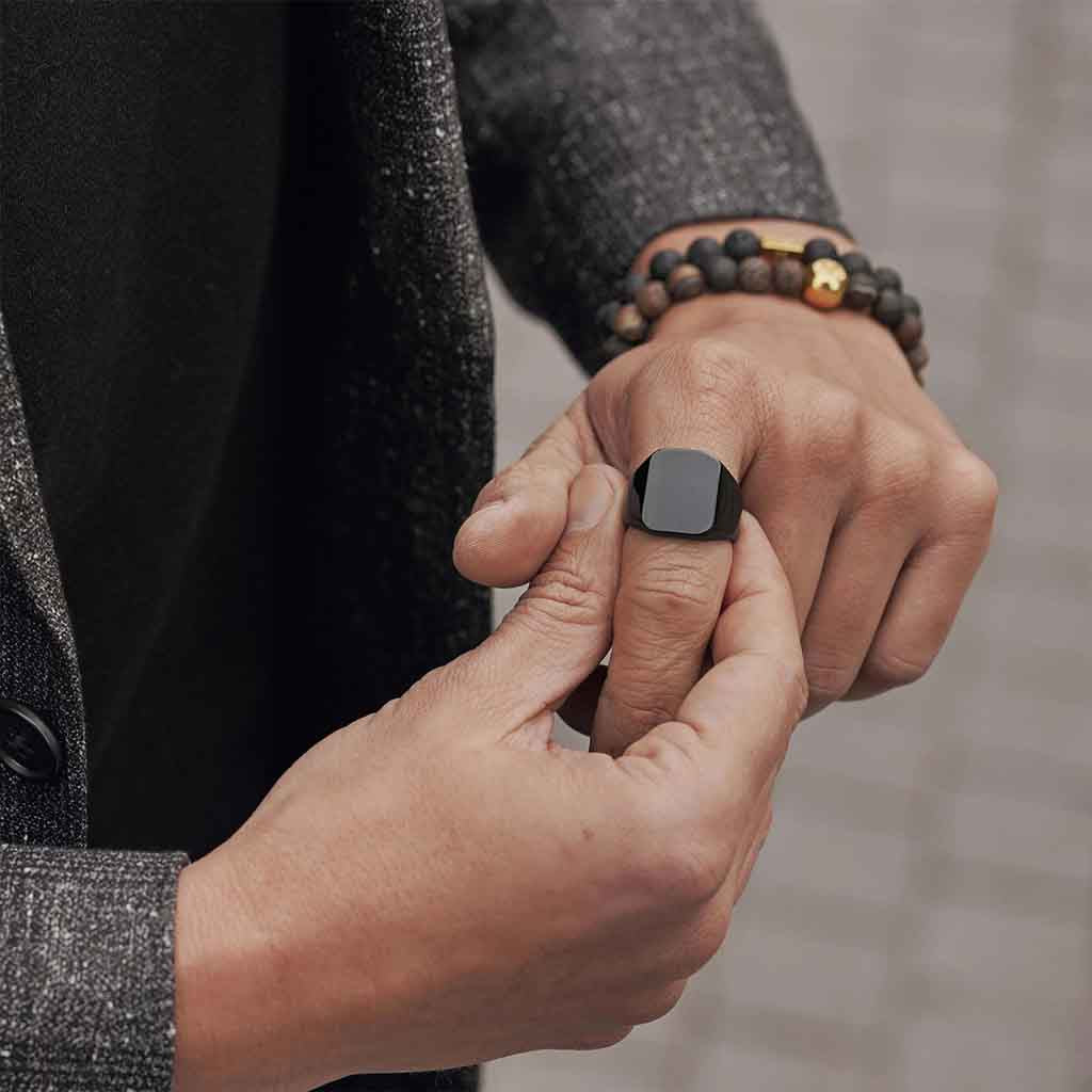 Anillo de Hombre Acero Negro Sello Plano Cuadrado