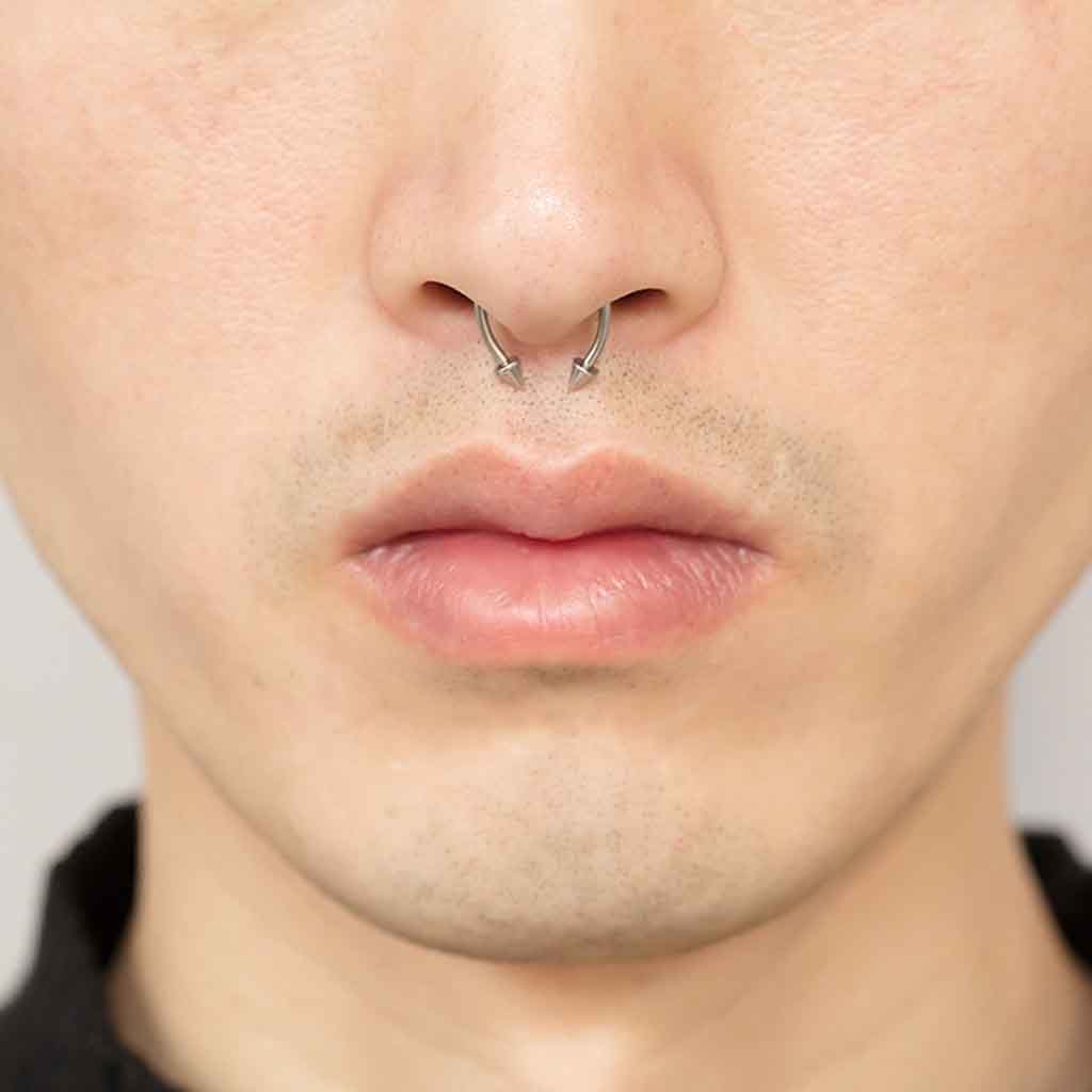 Piercing Falso Magnético para Nariz Plateado