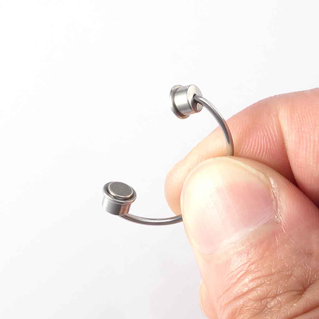 Piercing Falso Magnético para Nariz Plateado