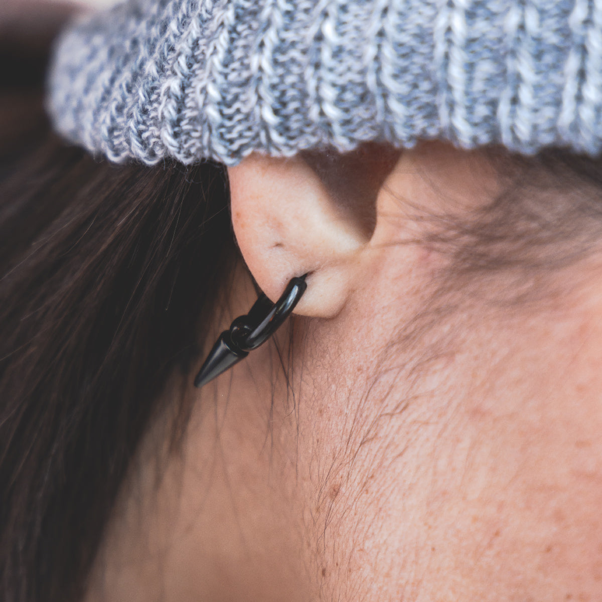 Pack 2 Pares Aros Argollas a Presión Plateadas y Negras