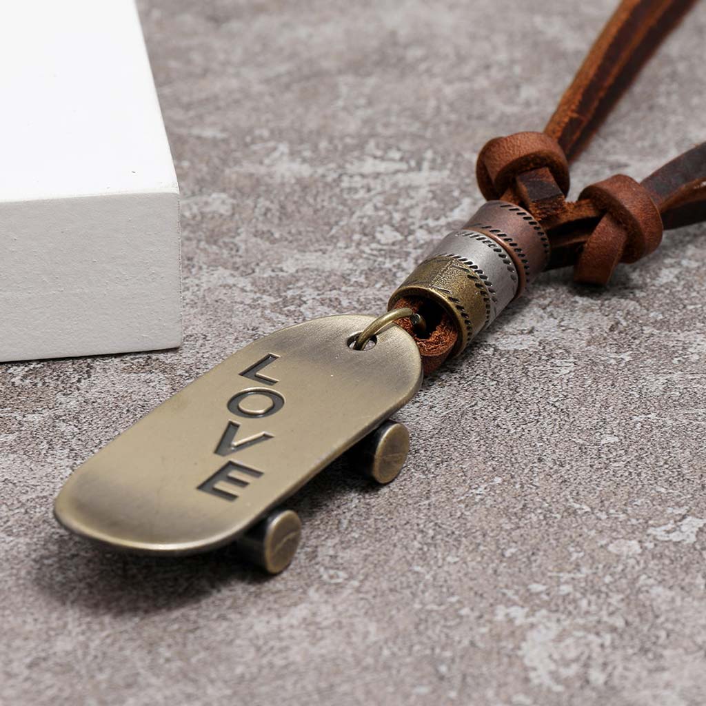 Collar de Cuero Colgantes Dije Bronce Skater Patineta Love