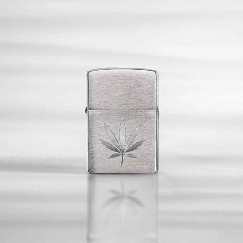 Encendedor Zippo Lighter Chrome Leaf Design Engraved