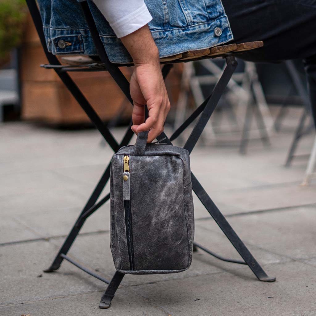 Neceser de Cuero Natural Gris con Bolsillo Externo