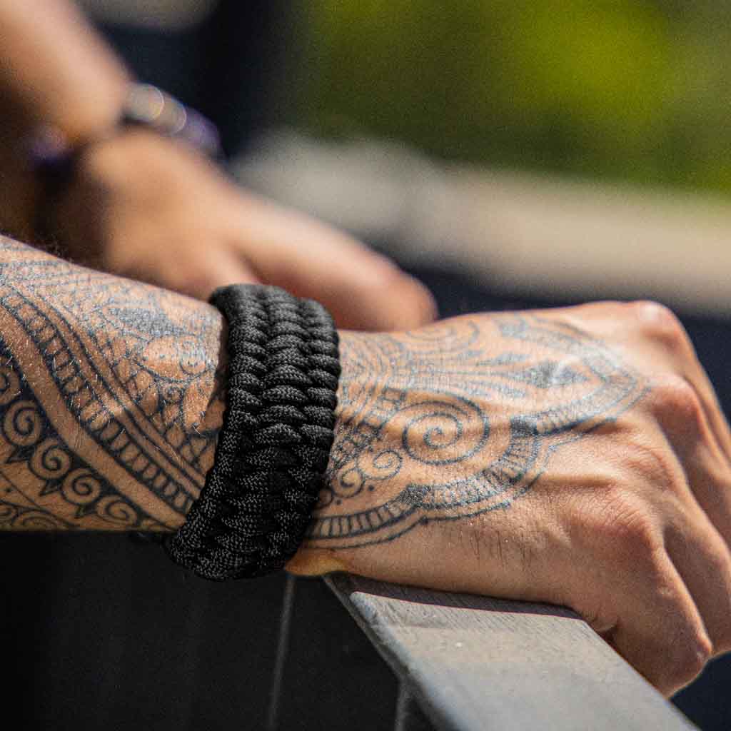 Pulsera De Cuerda Negra Hombre Grillete Modelo 2019