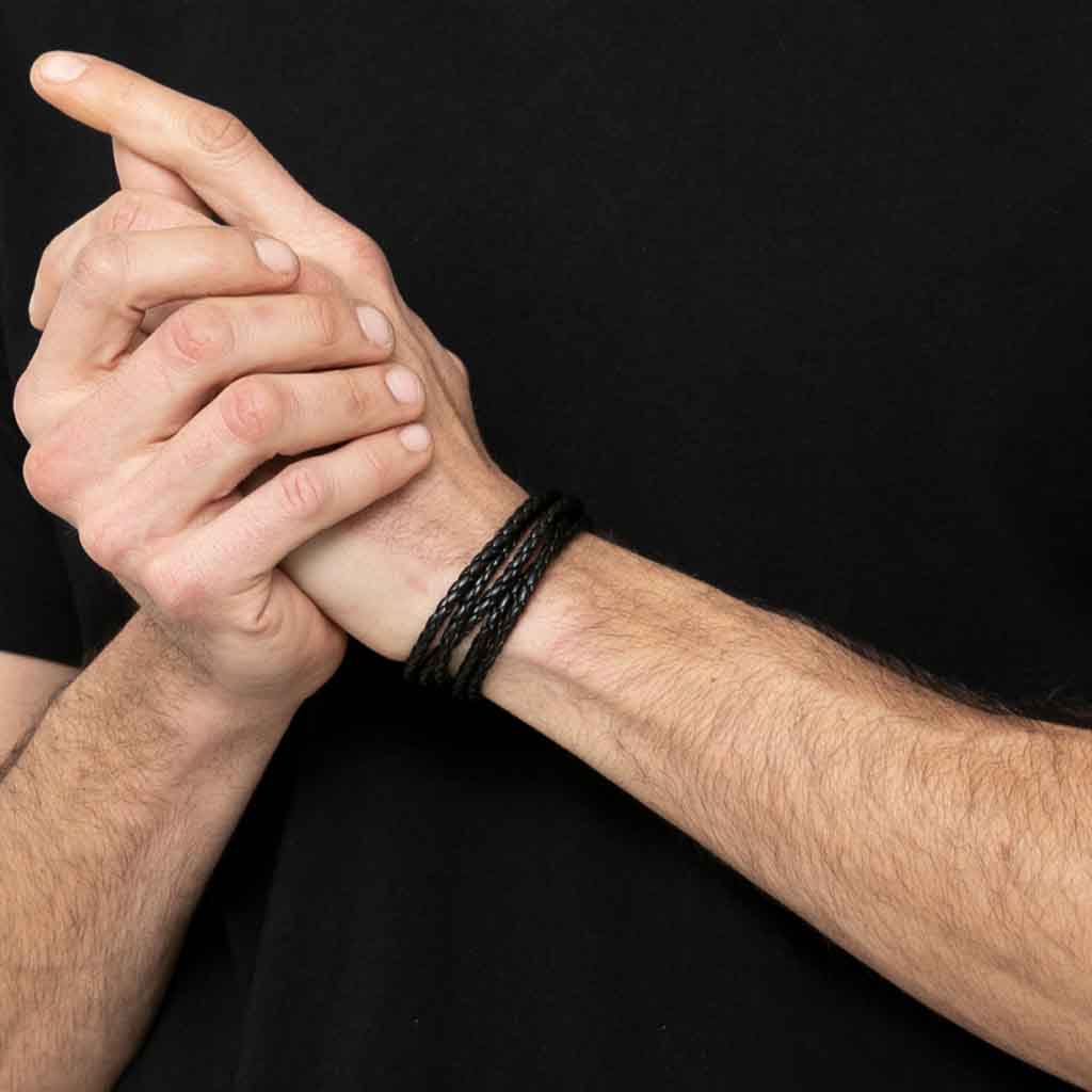 Pulsera De Cuero Larga Negra Juvenil Hombre Mujer Moda2019