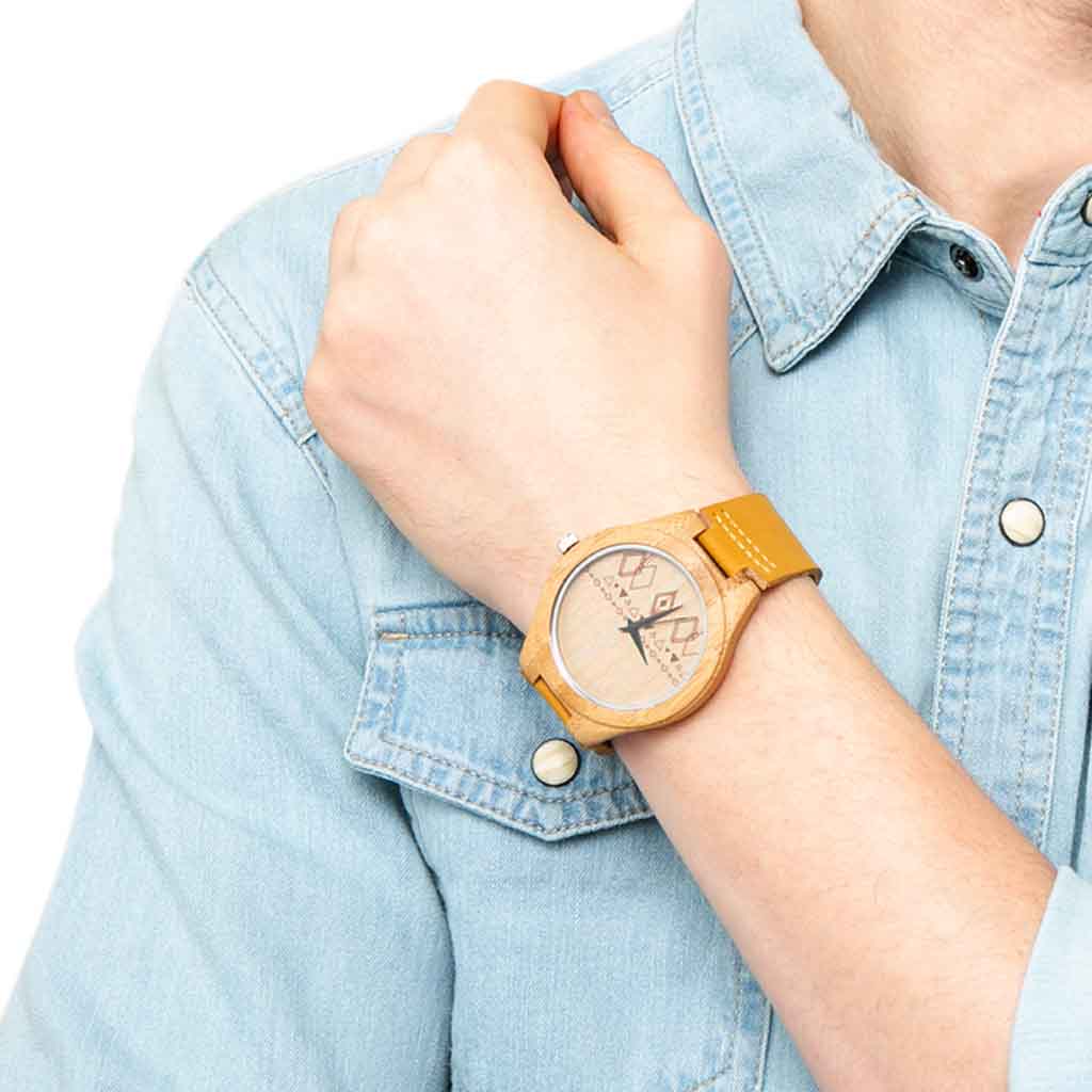 Reloj De Madera Juvenil Modelo Minimalista