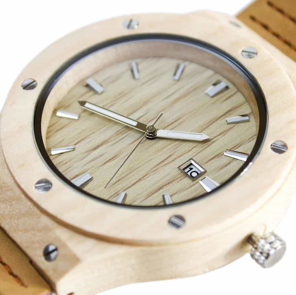 Reloj Madera con Tornillos y Correa de Cuero Beige