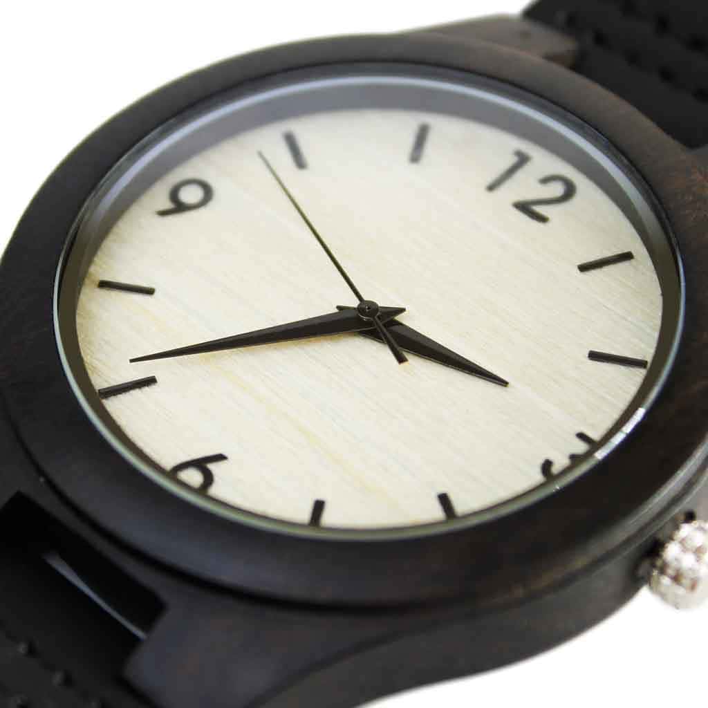 Reloj Madera Correa Cuero Negro Marcadores Números Cuartos