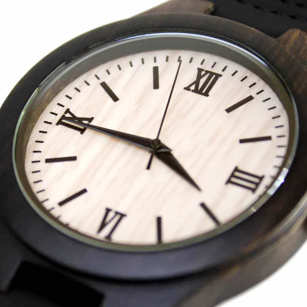 Reloj Madera Correa Cuero Negro Número Romanos