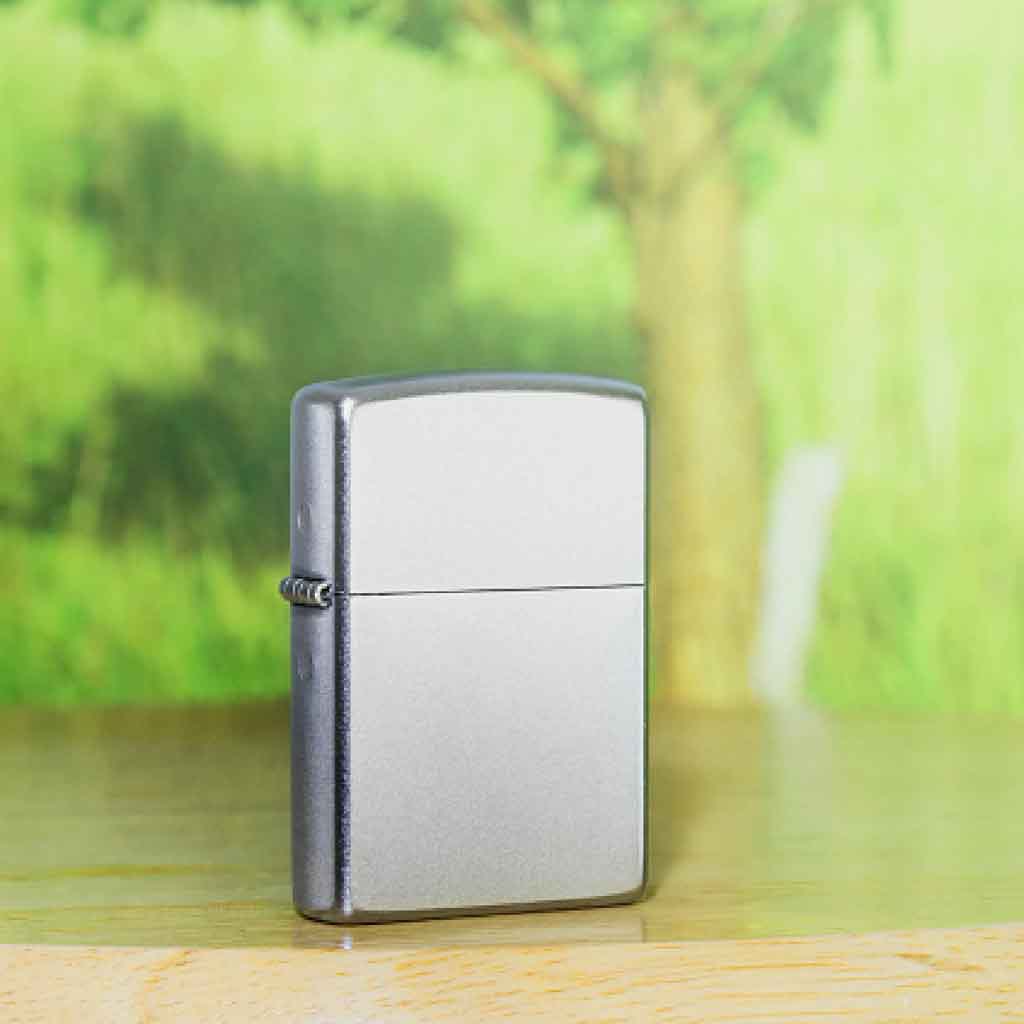 Encendedor Zippo Plateado Classic Satin Chrome